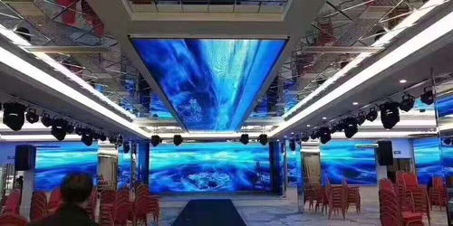相城酒店天幕LED顯示屏廠家批發(fā)價(jià)解析 如何選對LED室內(nèi)屏